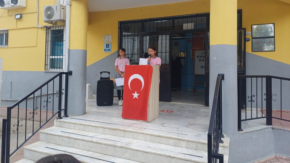 Okulumuzda 29 Eylül 2025 günü 15 Temmuz Demokrasi Zaferi ve Milli Birlik Günü Şehitleri Anma Programı düzenlendi.